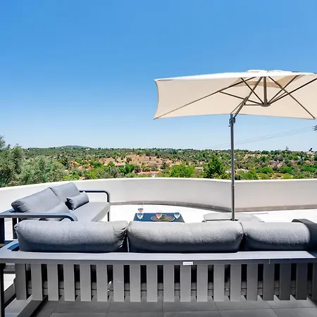 Quinta Do Cerro Luxurious Four Bed In 4*