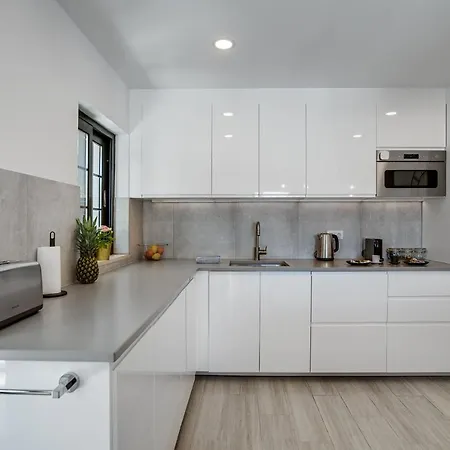 호텔 Quinta Do Cerro Luxurious Four Bed In 롤레