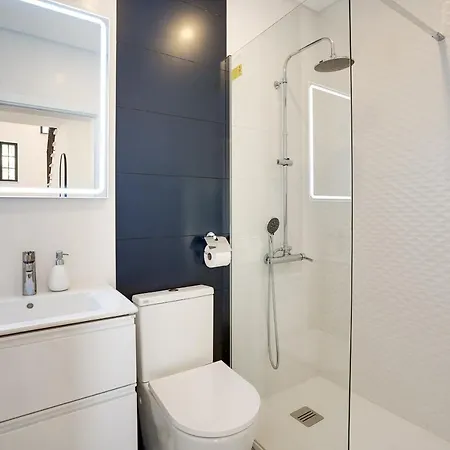 Quinta Do Cerro Luxurious Four Bed In 호텔 롤레