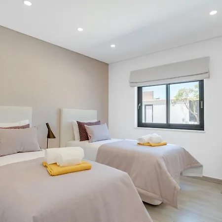 Quinta Do Cerro Luxurious Four Bed In Отель